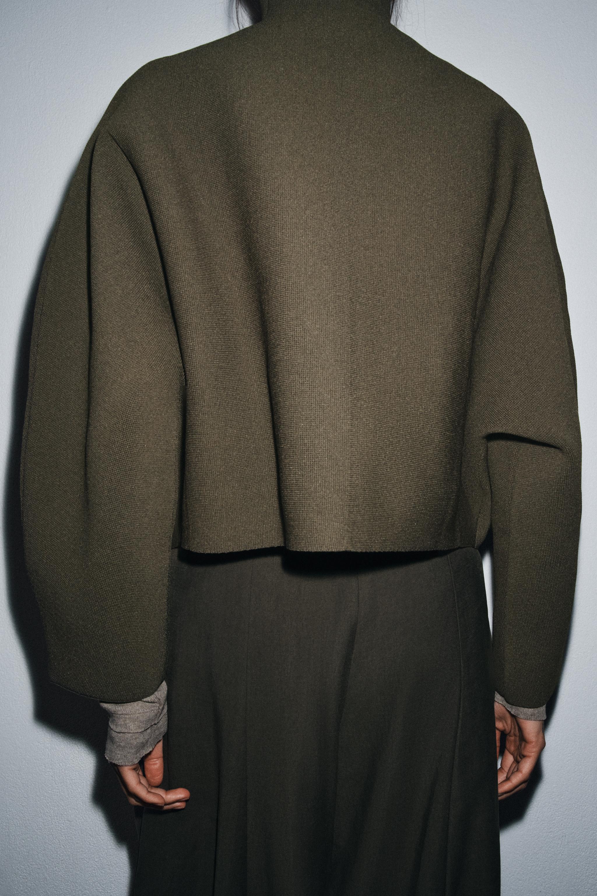 BLOUSON EN MAILLE ZIPPÉ